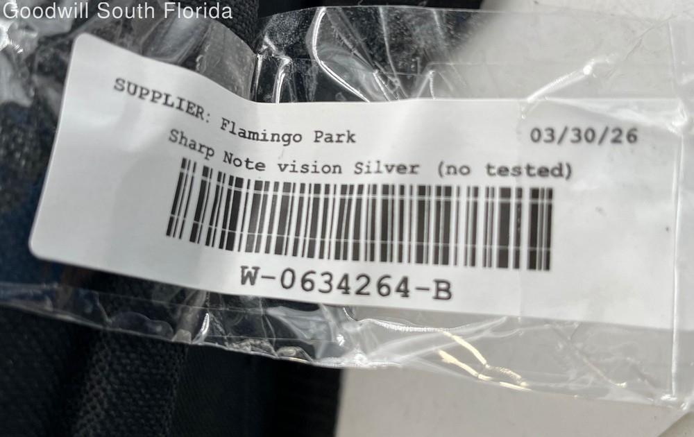 Sharp XR-30S Silver Note Vision DLP SVGA Projector With Case Not Tested