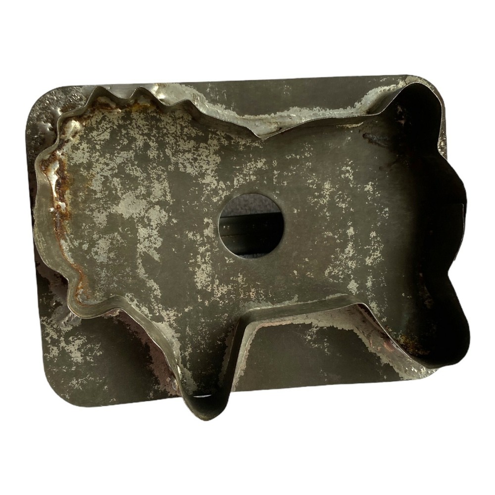 AAFA Cookie Cutter Lion Antique Primitive Tin Strap Handle