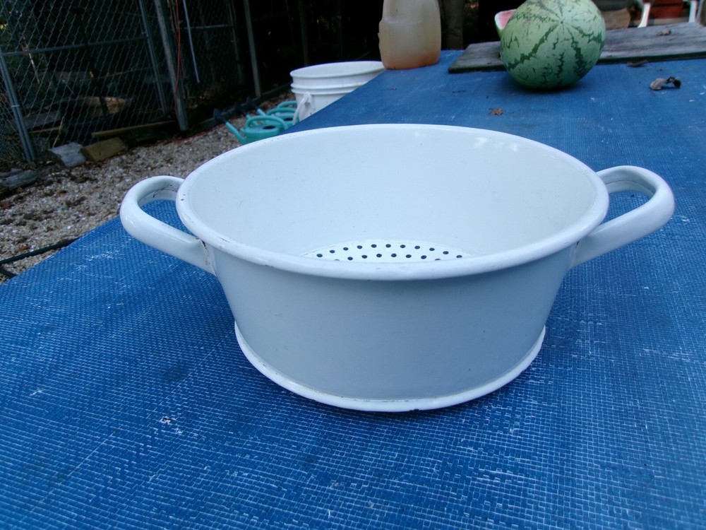 Enamelware Colander, Rounded Base, Handles, 9"wide x 4"tall, Few Chips
