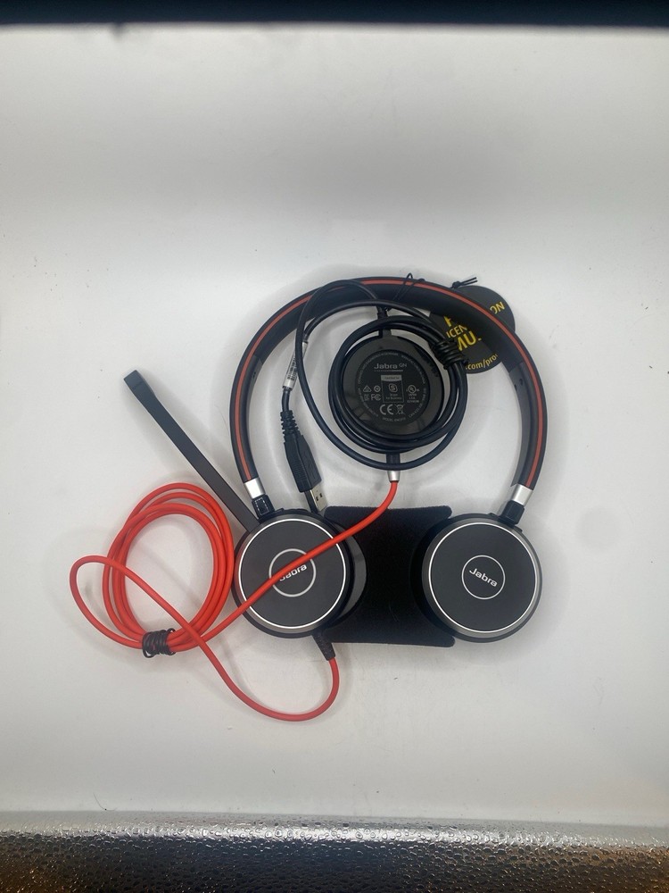 Jabra Evolve 40 Stereo, Mono Wired Headset NEW WITH CASE