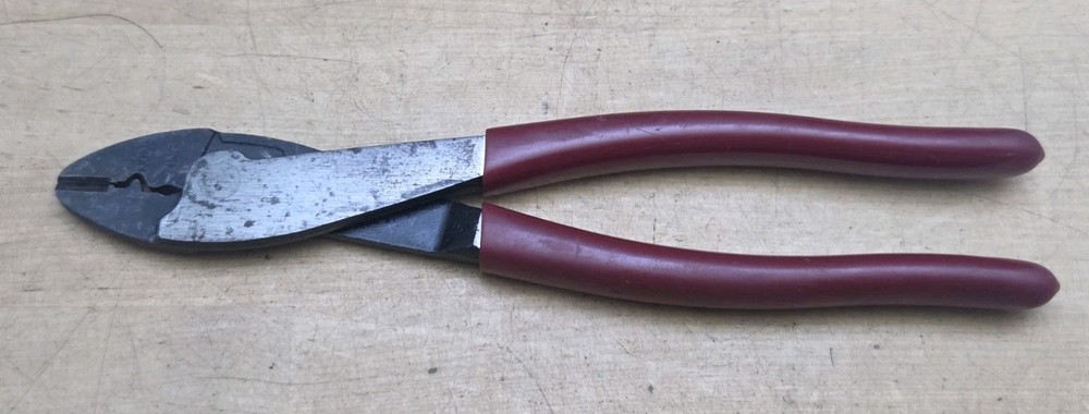 Klein Tools 1005 - 9-3/4" Long Soft Grip Crimping & Cutter Pliers