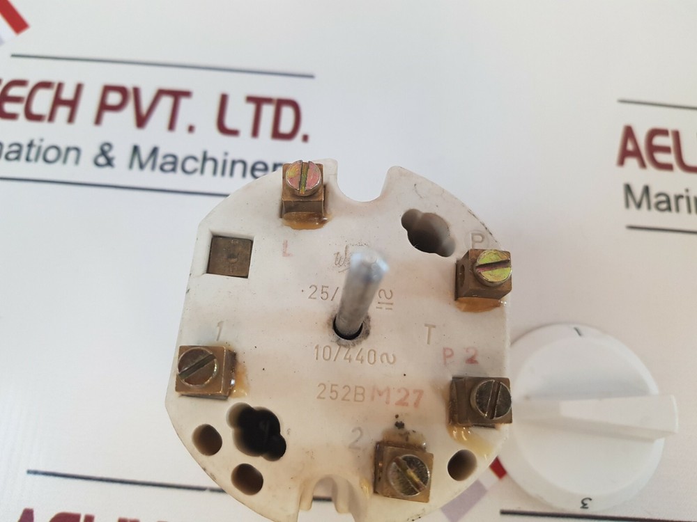 252B Selector Switch 25/250~