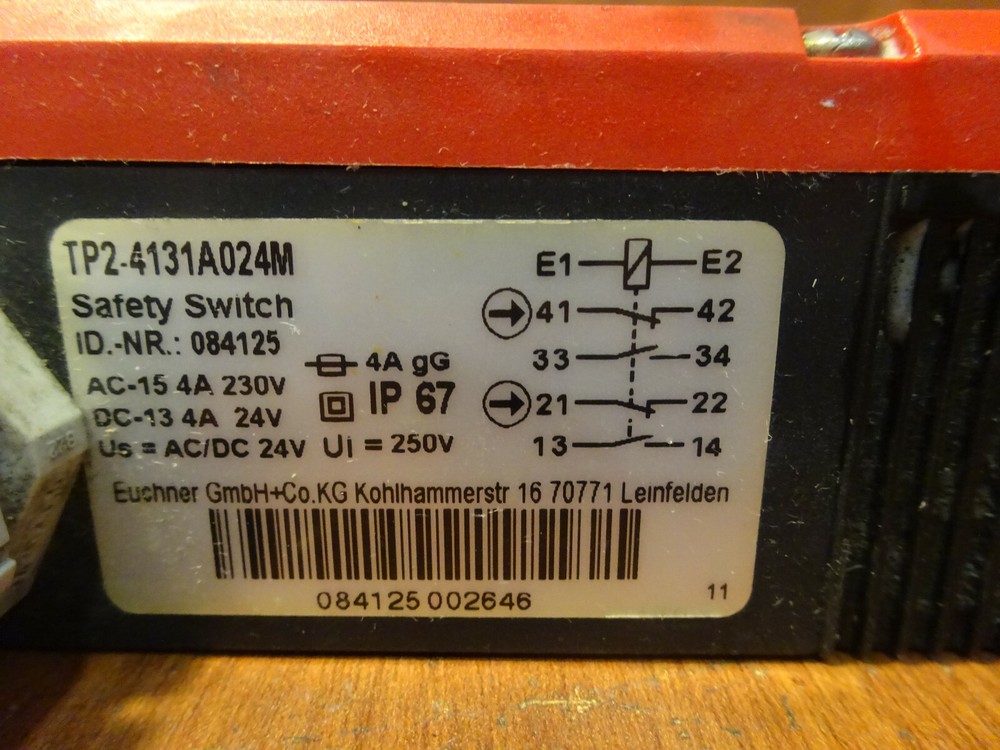 Euchner TP2-4131A024M safety switch