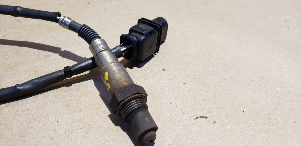 2011 09 - 14 BMW S1000R OXYGEN SENSOR