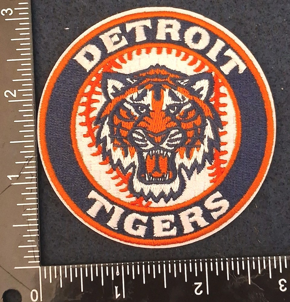 DETROIT TIGERS IRON ON EMBROIDERED PATCH
