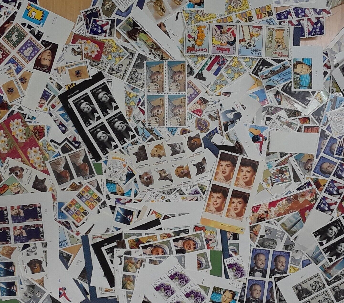 Mixed 50 of New/Usable Multiples, Strips & Singles of 44¢ US Postage Stamps USA