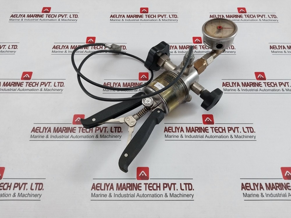 NAGMAN Hand Held Test Pump Pressure Calibrator (Not Working)