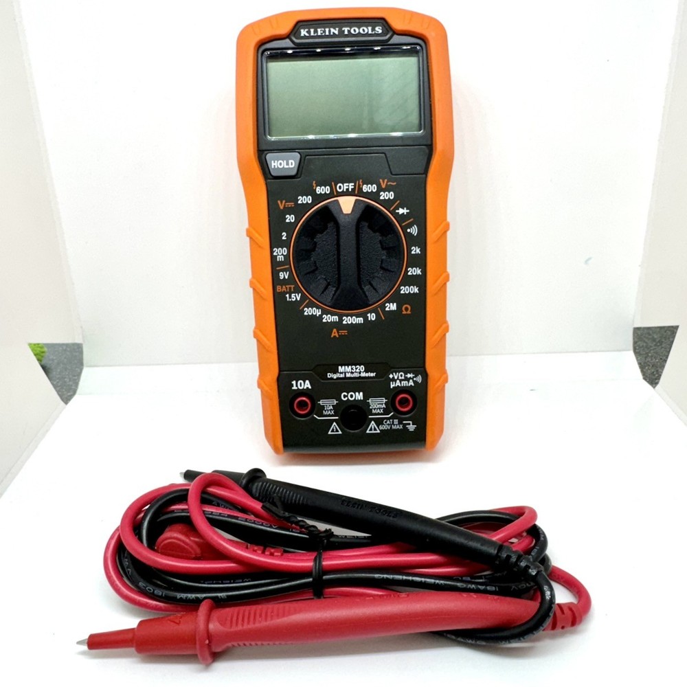 Klein Tools Digital Multimeter Electrical Test Kit MM320! (WMP017944)