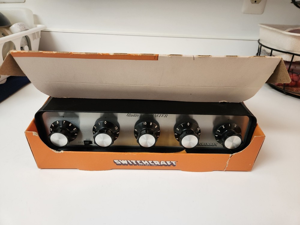 Switchcraft Transistorized Mixer Model 307TR- Vintage New In Box