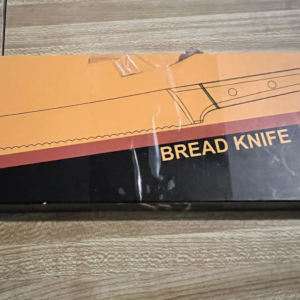 ODERFUN 8 in Bread Knife Chef Quality Serrated Bread Knife