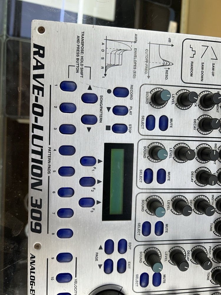 Quasimidi Rave-O-Lution 309 Machine