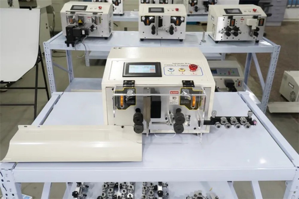 SWT-508ES Automatic Stripping Copper Wire Cut Stripper Machine 0.1 To 8mm