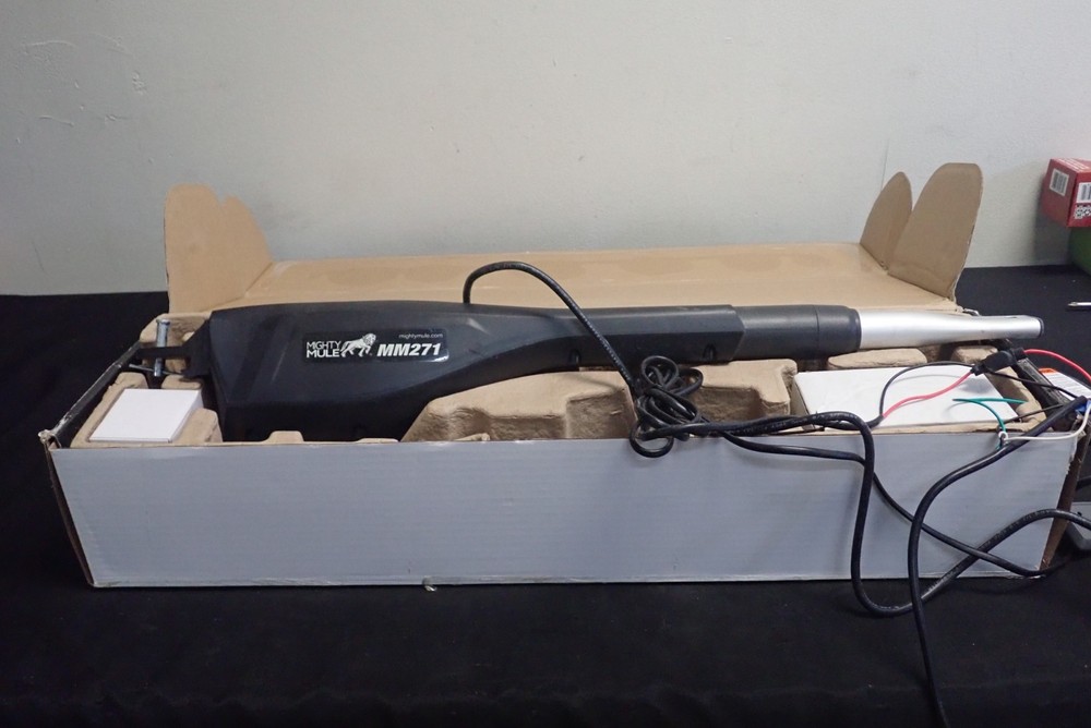 Mighty Mule MM271 Light Duty Single Automatic Gate Opener
