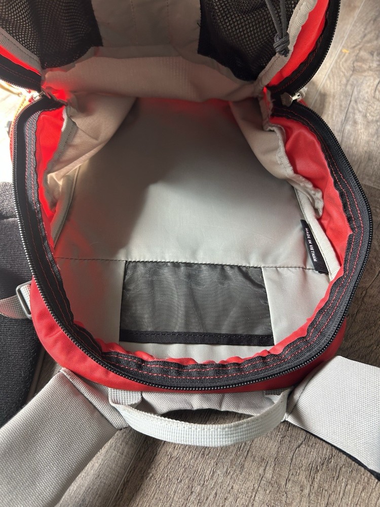 Osprey Jet Airscape RED and GREY Daypack