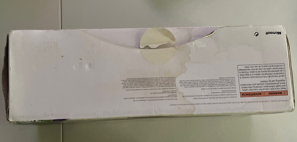 Microsoft LPF-00004 Motion Sensing Gaming Controller For Xbox 360 Plus 3 Games