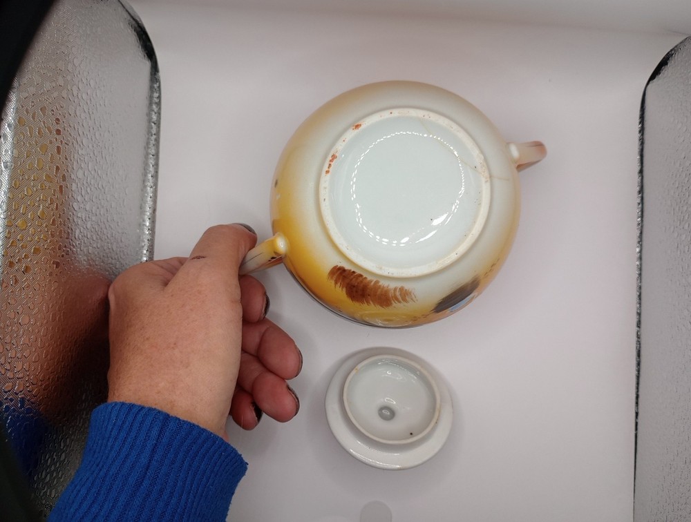 tea pot cream and sugar set