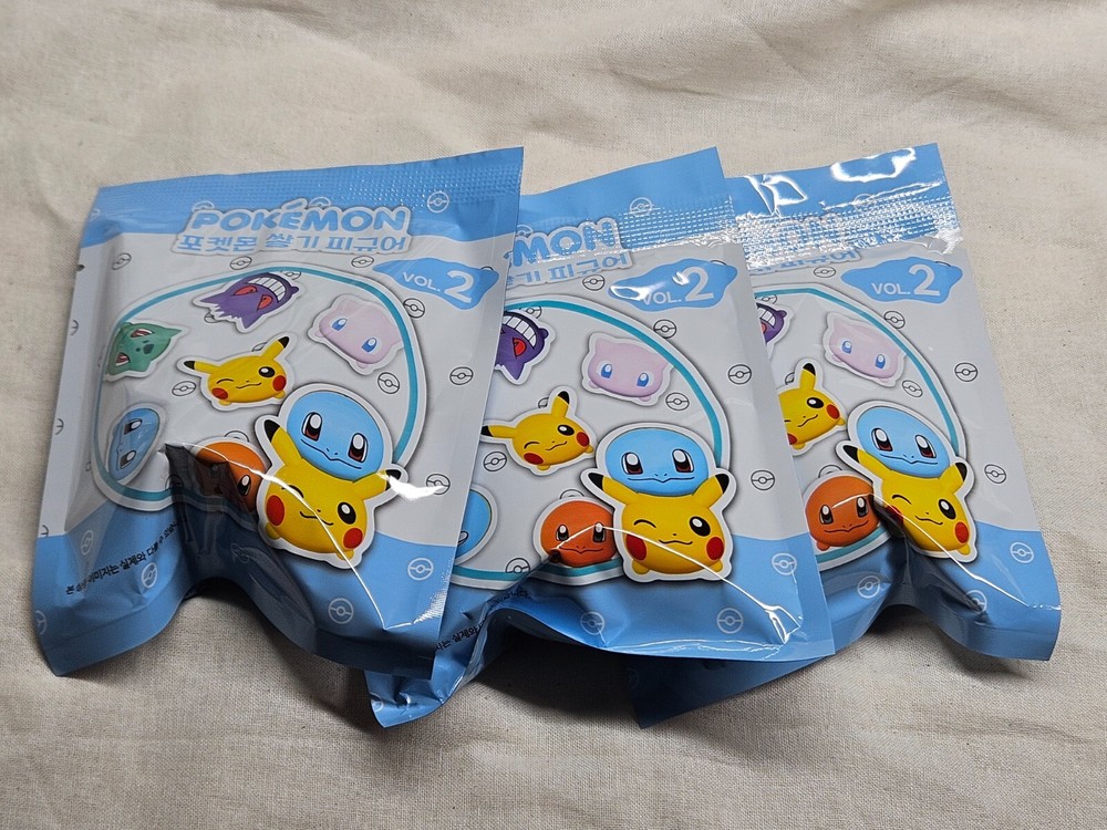 POKEMON Stackable FIGURE Set of 5 / Retail box Pikachu SQUIRTIE GENGAR MEW