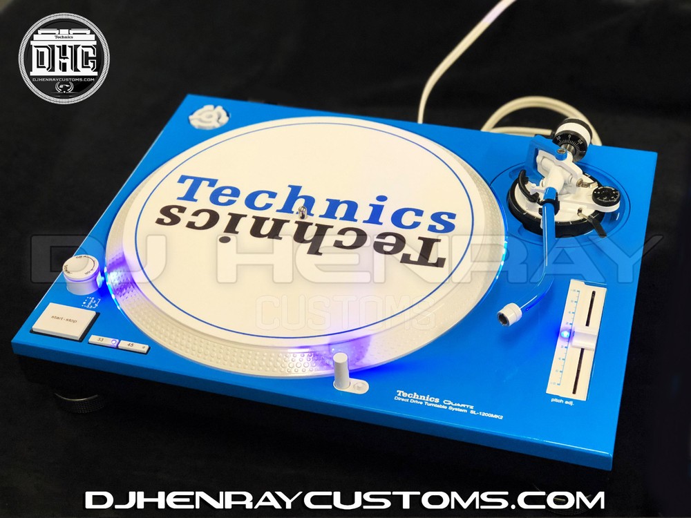 2 custom baby blue Dj Technic SL1200 MK2's Blue halos, Blue leds, custom knobs