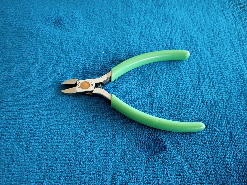 New XCELITE MS54J Diagonal Pliers USA.