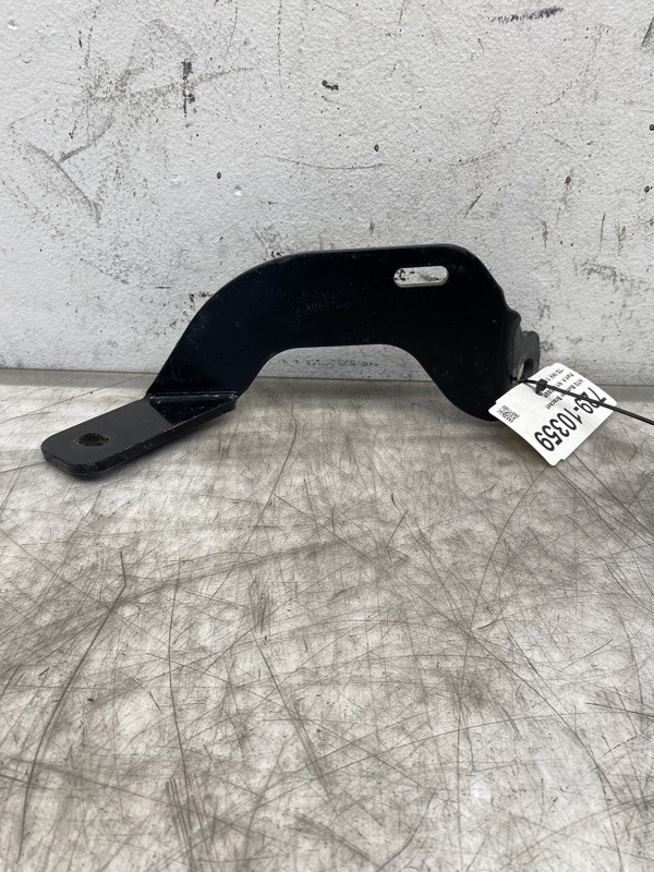 Bumper Brackets N116086R (729-10359)