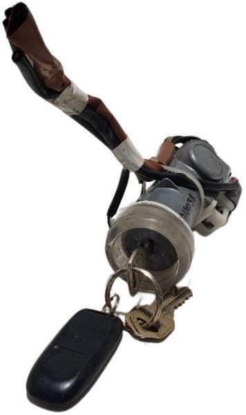 Ignition Switch Fits 2003-2006 BAJA OEM