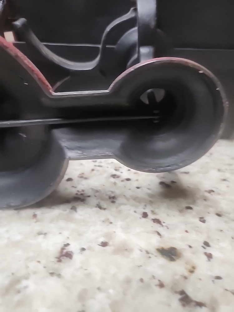 Vintage Cast Iron Scale