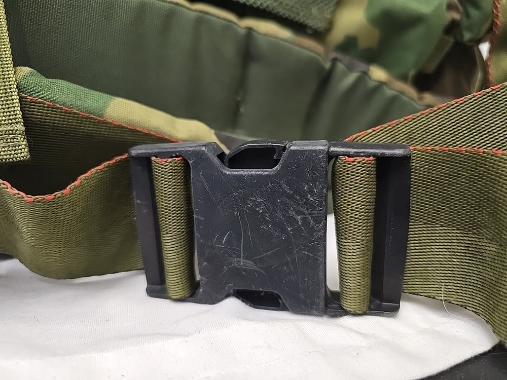 USGI Field Pack Large w/ Internal Frame Woodland Cag Sof Devgru Seal