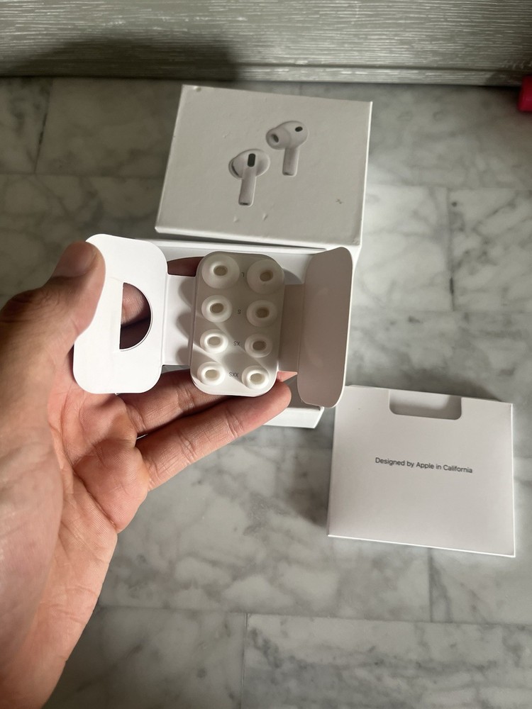 Apple AirPods Pro 3