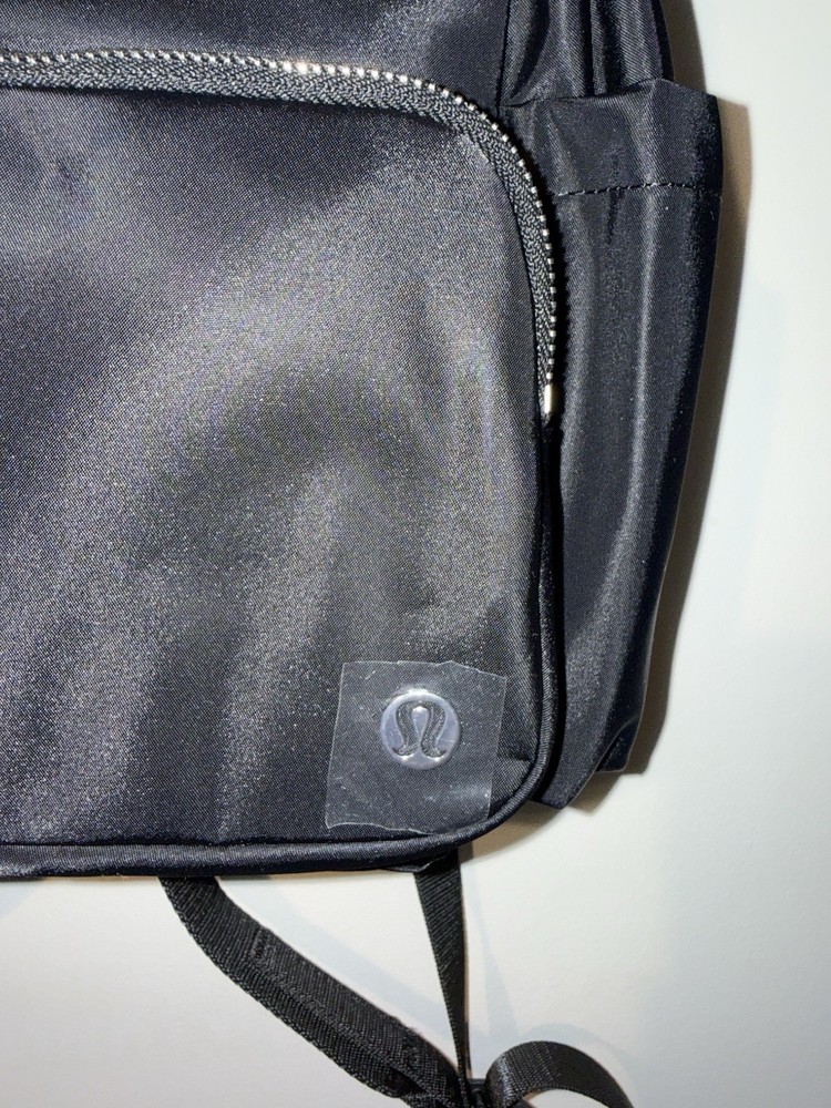 Lululemon Everywhere Backpack Small 11.5L Metal Hardware Black
