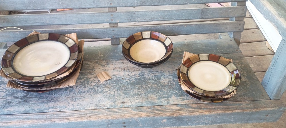 Ceramic Plates and Bowls Set Geometric Pattern Multicolor Glossy Finish