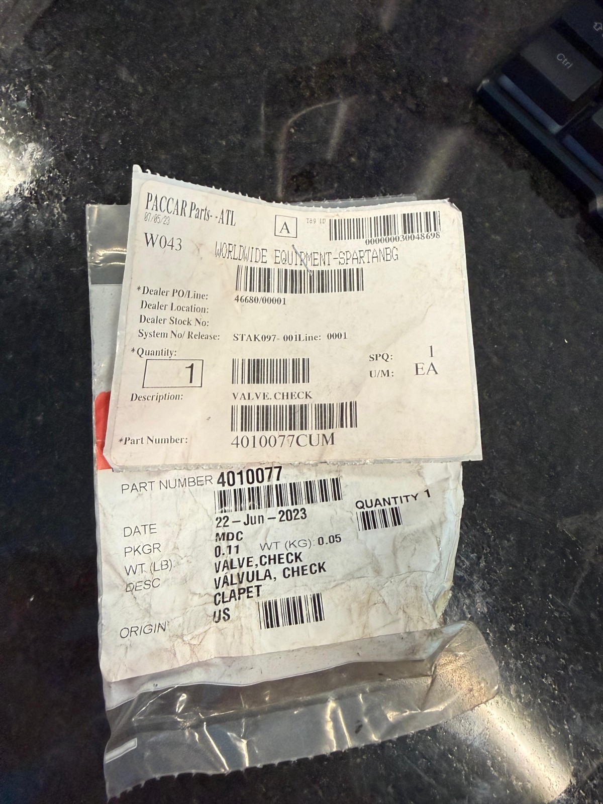 Cummins 4010077 Check Valve Genuine OEM Engine Valve PACCAR Trucks