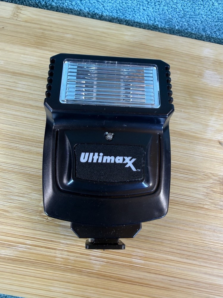 Ultimaxx UM-DSF100 Universal Digital Slave Flash