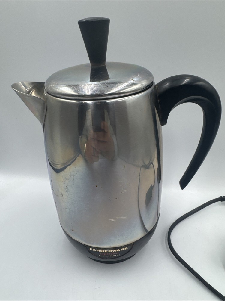 FARBERWARE 8 CUP SUPERFAST PERCOLATOR MODEL NO. 138B - AS PICTURED