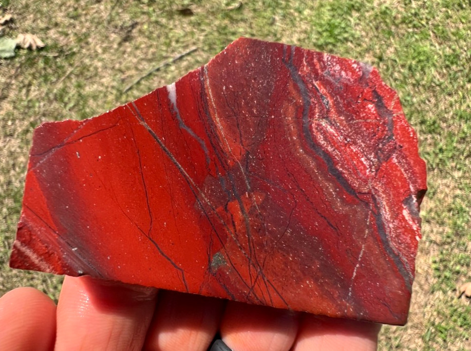 Beautiful Red Banded JaspAgate - ready for cabbing  - 60g