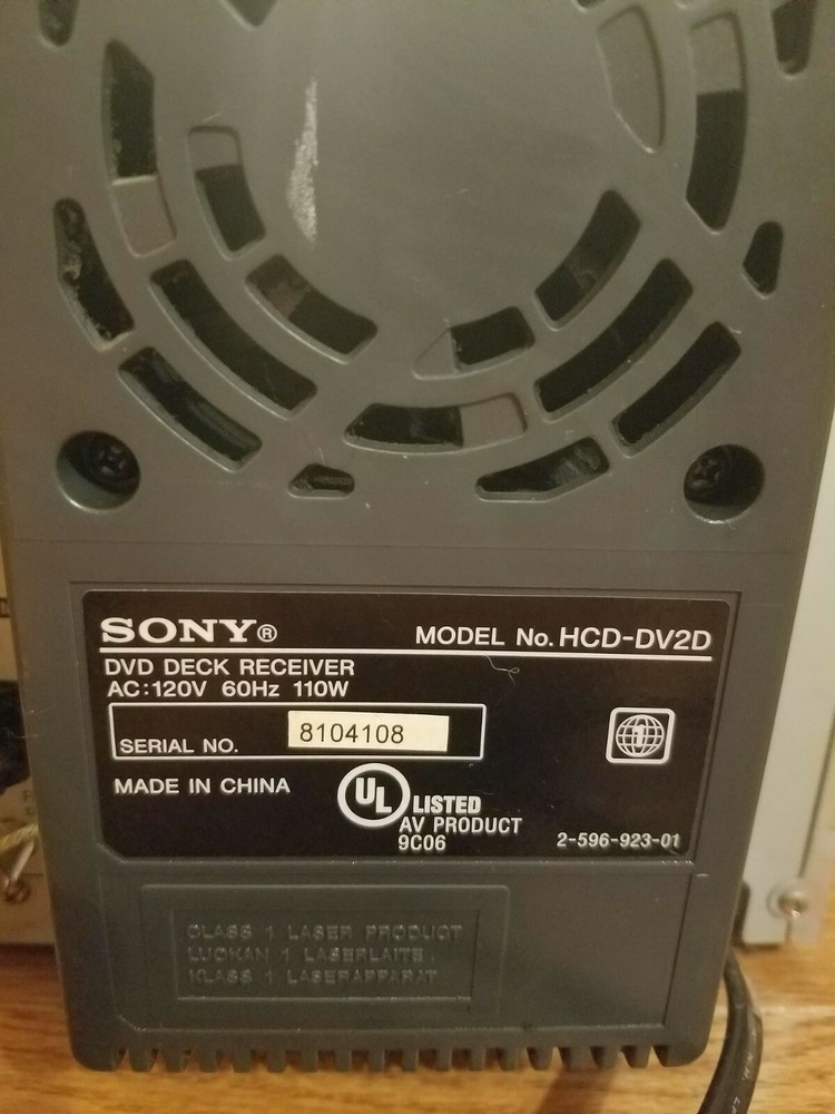 Sony Compact System DVD Deck Receiver Model CMT-DV2D With Speakers Rough