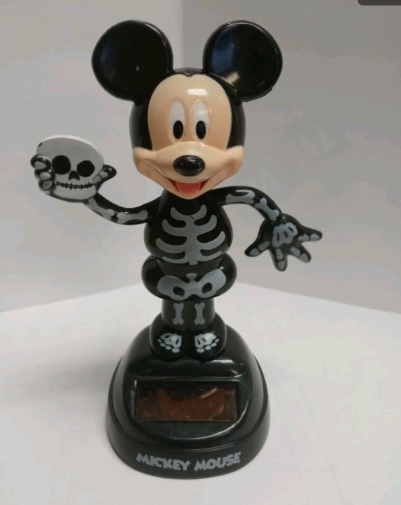DISNEY MICKEY MOUSE SOLAR BOBBLE HEAD HALLOWEEN