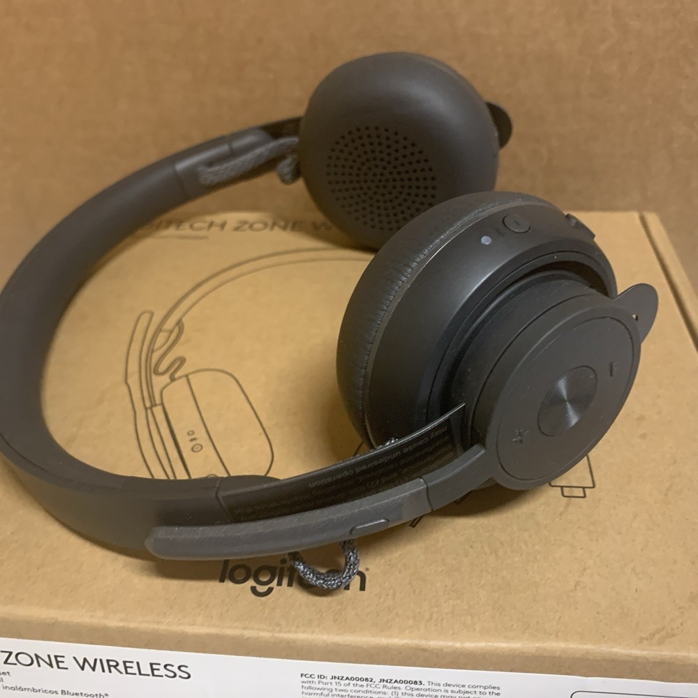 Logitech Zone Wireless Bluetooth Headset - Graphite -Noise Cancel -USB C -Mic