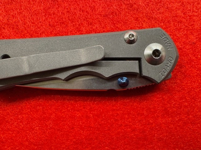 MINT, BOXED CHRIS REEVE SMALL INKOSI TITANIUM FOLDER, COMPLETE (754)