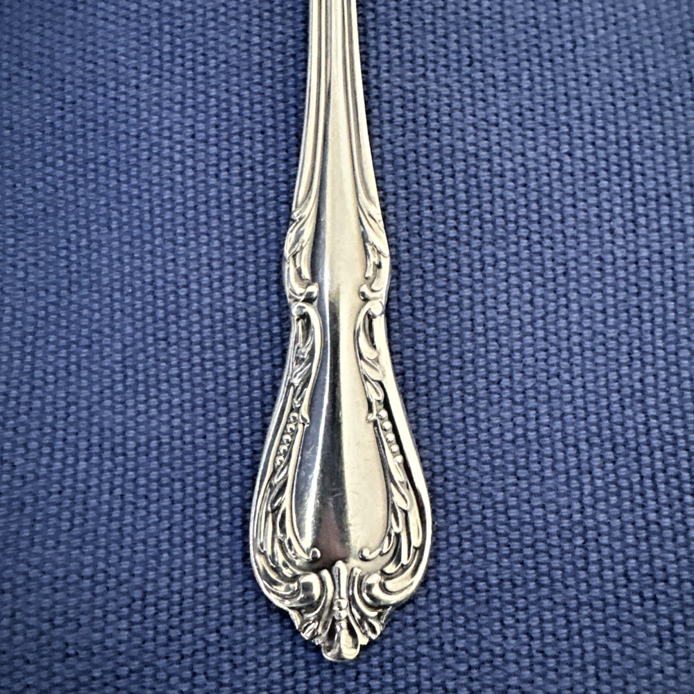 Wm Rogers/Oneida CHALICE HARMONY Pattern Cold Meat Serving Fork 8-1/8”