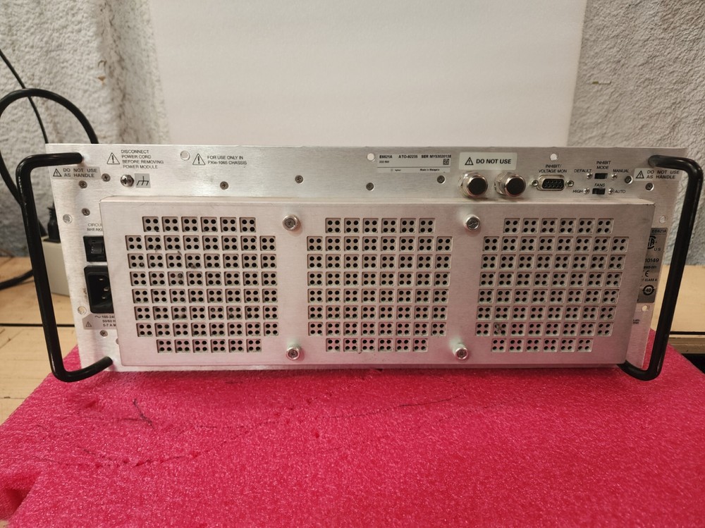 National Instruments PXIe-1065 Mainframe READ!!!