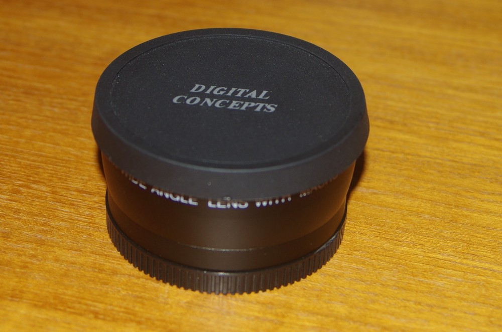Digital Concepts HiDef. 0.5x Wide Angle/Macro Lens, fits 58mm Diam Filter thread