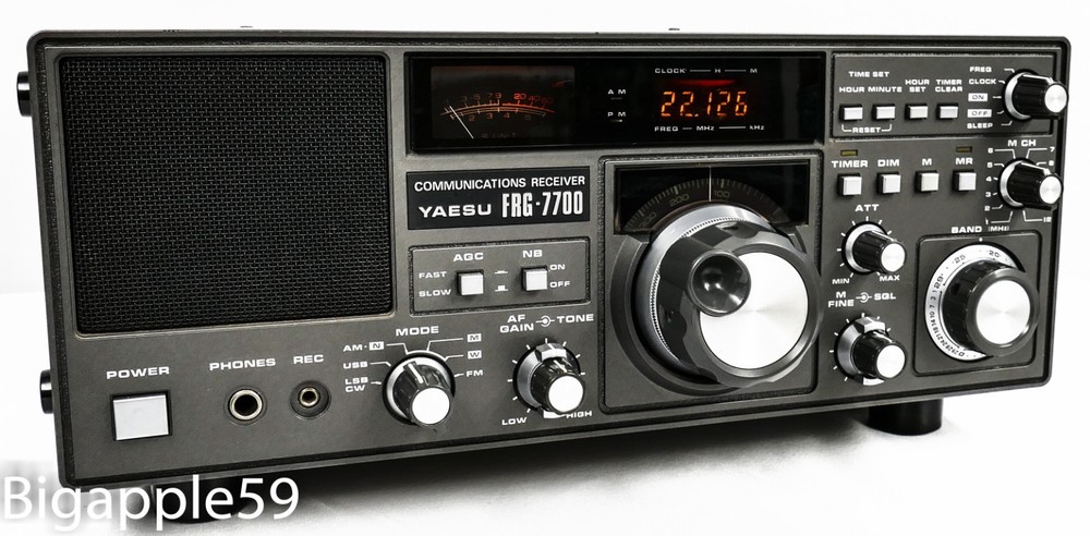 Yaesu FRG-7700 Shortwave Ham Radio Shortwave Receiver with MU-7700 Memory Module