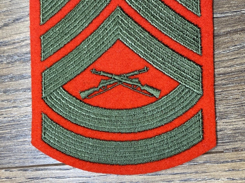 USMC Marines Chevron ~ Gunnery Sergeant (GySgt) ~ E7 ~ Patch Set ~ Green on Red