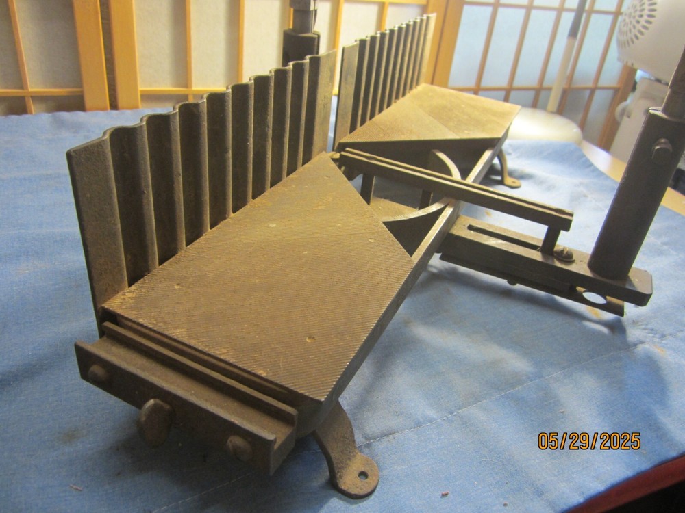 Goodell Pratt Miter Box