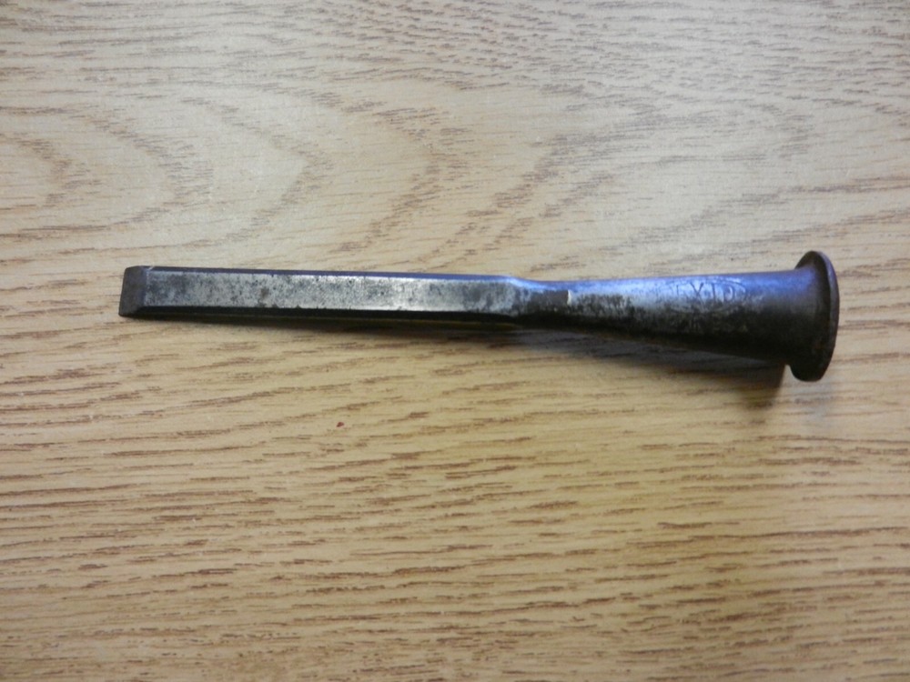 Vintage 3/8" Pexto Flat Chisel Solid End 5" Long Used