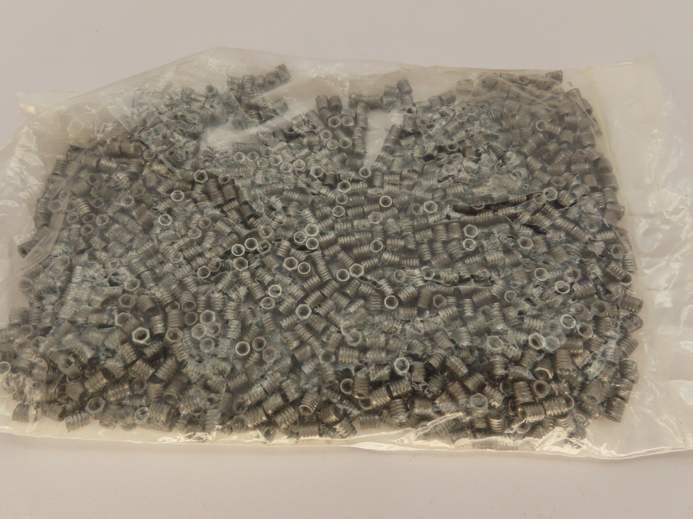 Penn Engineering 1000 Press-in M3x0.5 Stainless Steel Hexagonal Threaded Insert