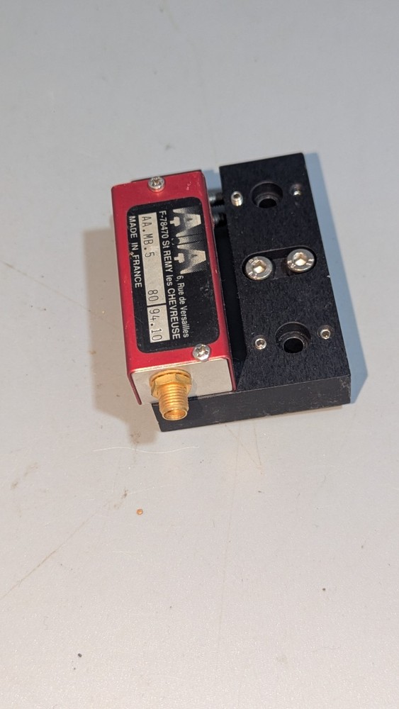 Opto-Electronic Polychromatic Modulator AA.MB.50