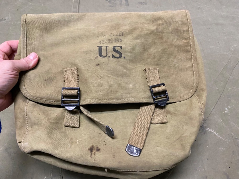 ORIGINAL WWII US AIRBORNE PARATROOPER M1936 RUBBERIZED MUSETTE JUMP BAG-OD#3,