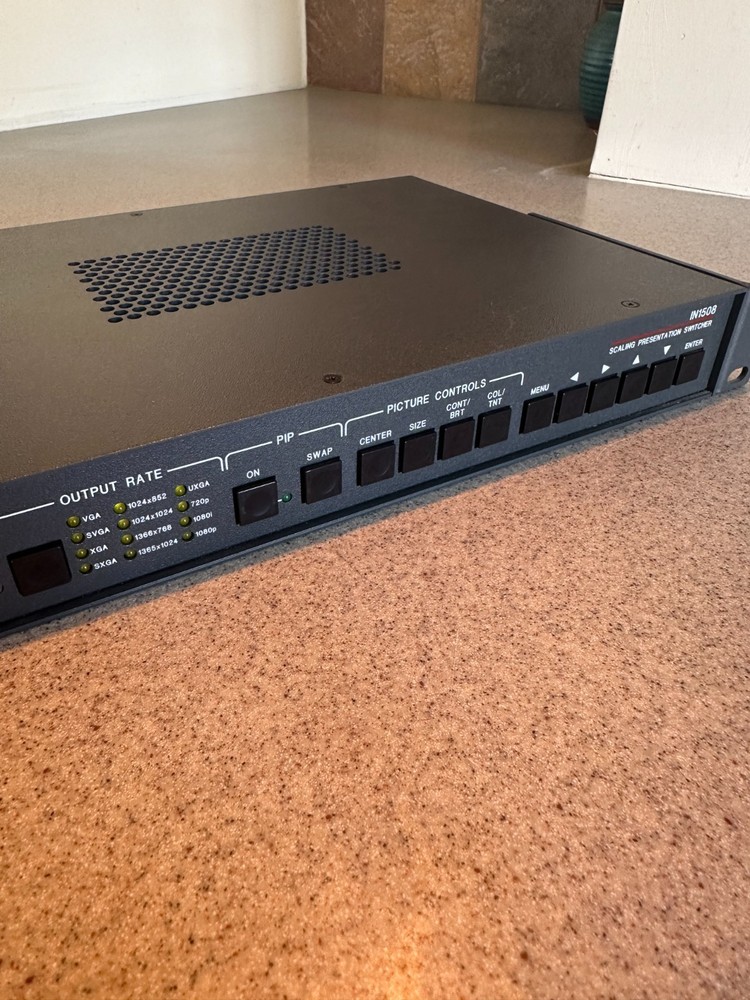 Extron IN1508 Video Switcher, Scaler, Rack Mount, Remote Control