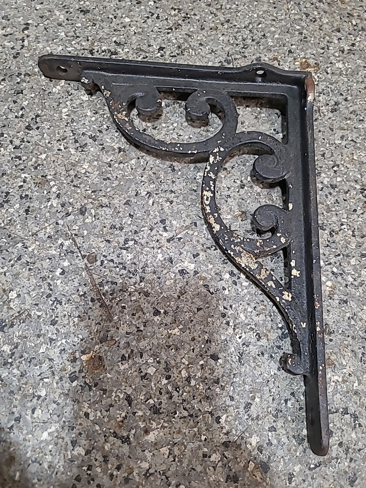 Antique Cast Iron Shelf Bracket